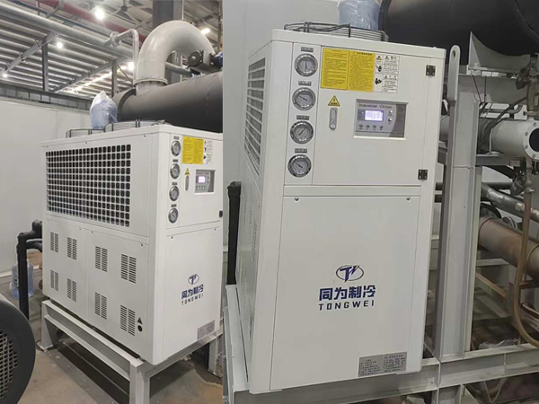 Sistema refrigeratore industriale raffreddato ad aria: tipi e componenti