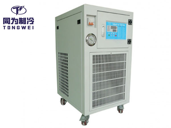 Tongwei Portable Ricirculating Water Chiller: soluzioni di raffreddamento di precisione per l'applicazione industriale